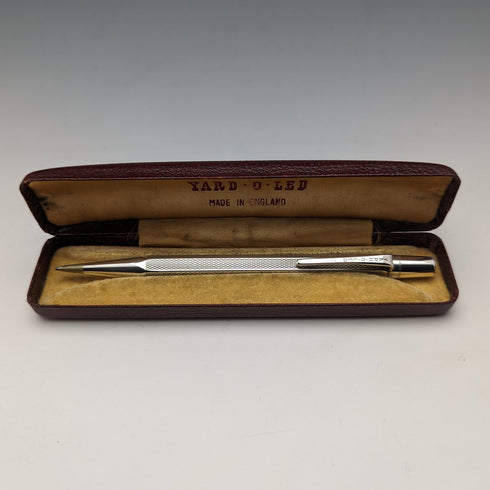 1963 年英國復古 Yard O 紅色純銀六邊形推進鉛筆盒